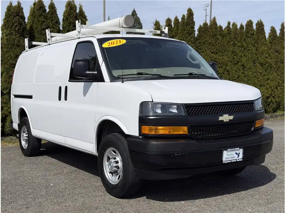 2021 Chevrolet Express 3500 Work Van HD's photo