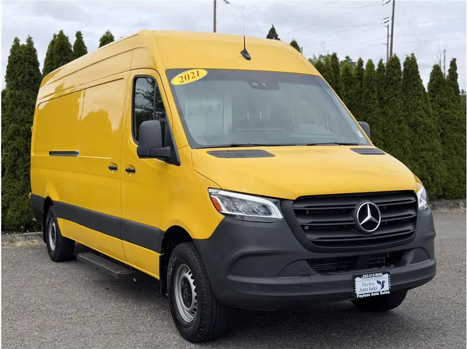 2021 Mercedes-Benz Sprinter 2500 Gas 170 WB High Roof's photo