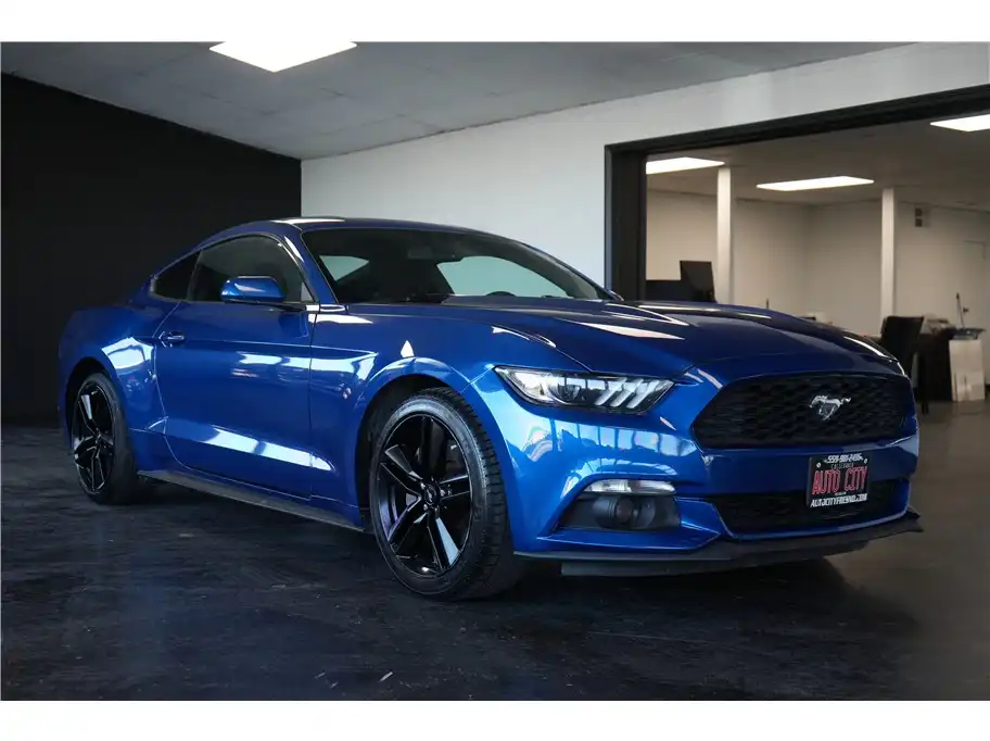 2017 Ford Mustang EcoBoost Coupe's photo