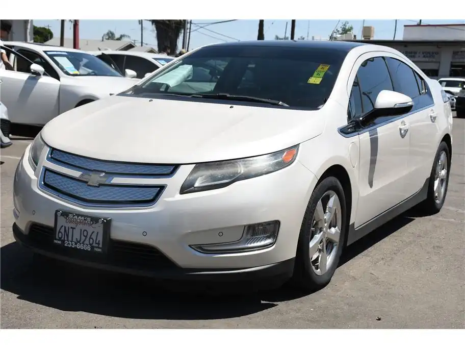 2011 Chevrolet Volt Base's photo