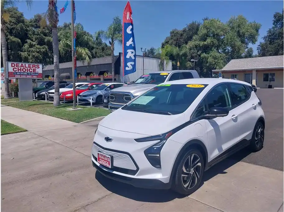 2023 Chevrolet Bolt EV 2LT Auto's photo