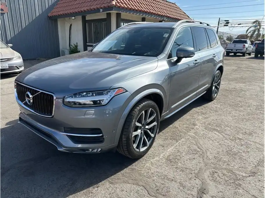 2019 Volvo XC90 T5 Momentum FWD's photo