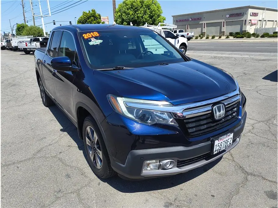 2018 Honda Ridgeline RTL-E AWD photo 3