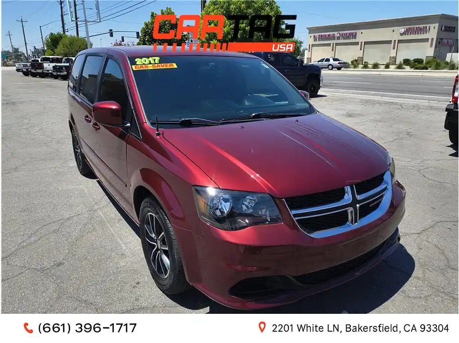 2017 Dodge Grand Caravan SE Plus's photo