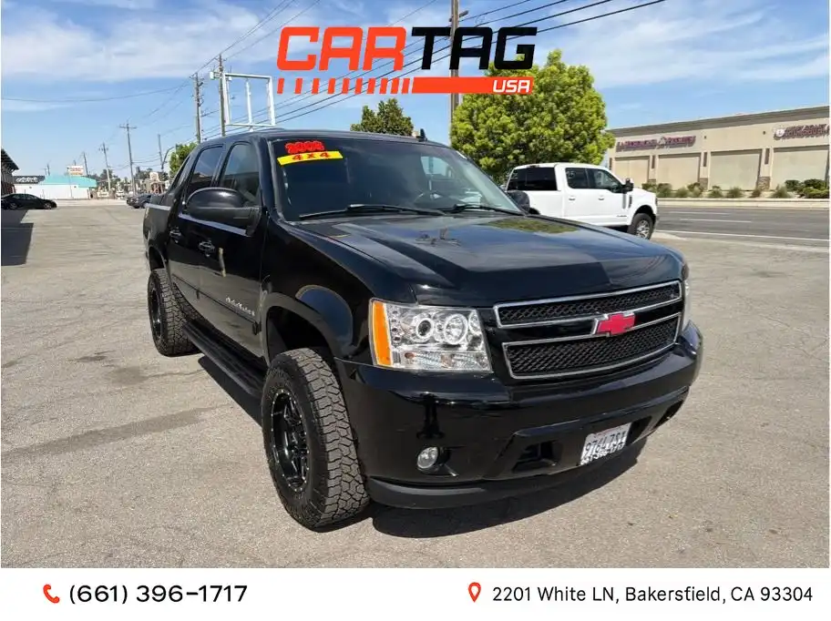 2008 Chevrolet Avalanche LT Sport Utility Pickup 4D 5 1/4 ft's photo