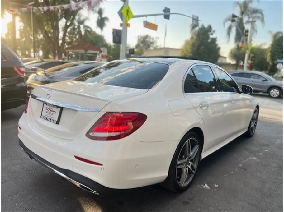 2019 Mercedes-Benz E-Class E300 photo 4