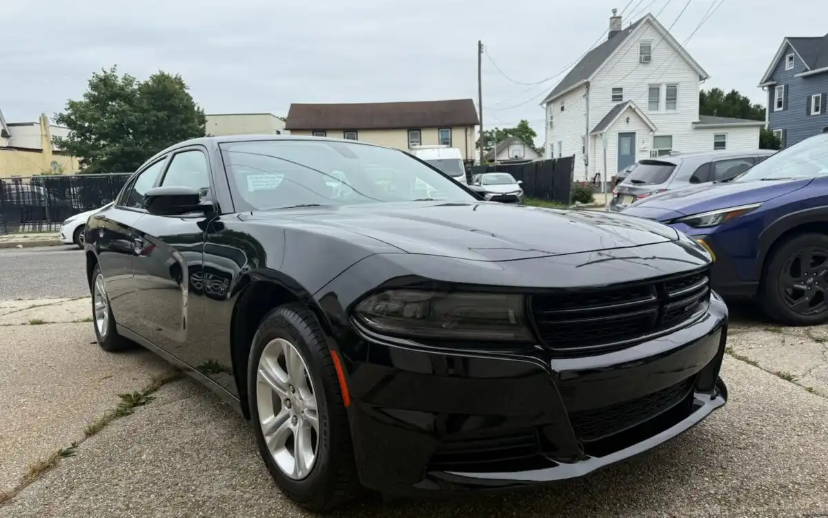 2023 Dodge Charger SXT's photo
