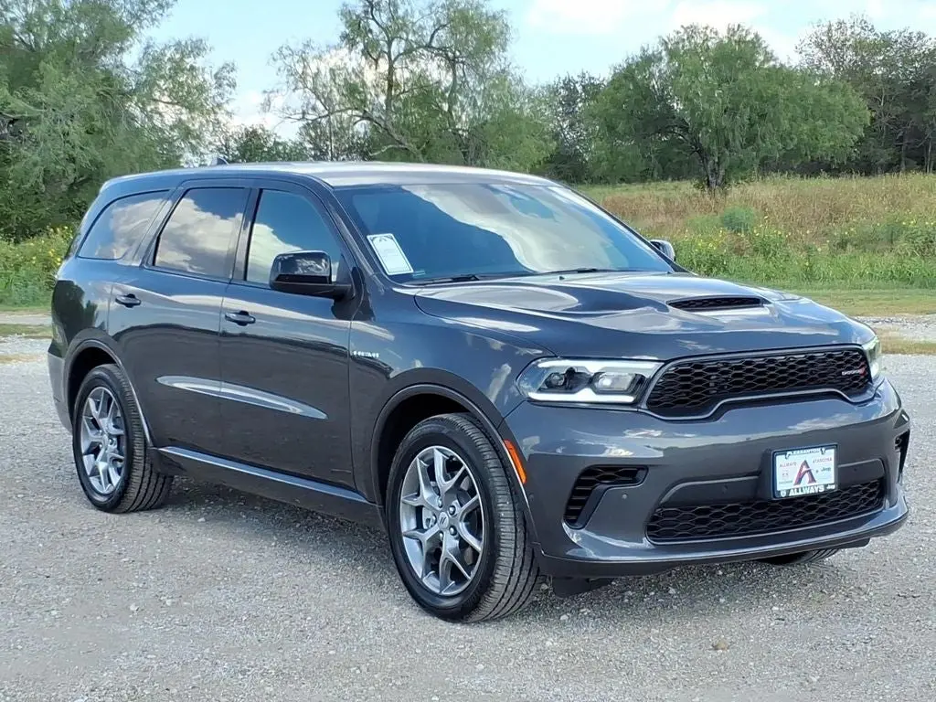 2026 Dodge Durango HEMI V8 GT AWD photo 3