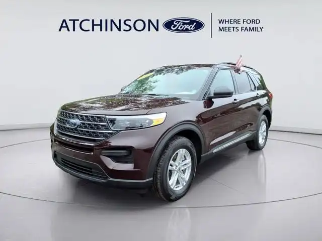 2023 Ford Explorer XLT 4WD's photo
