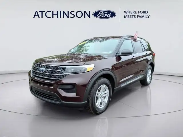 2023 Ford Explorer XLT 4WD's photo