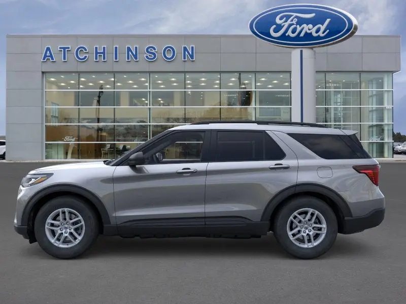 2026 Ford Explorer Active 4WD photo 3