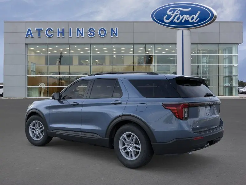 2026 Ford Explorer Active 4WD photo 4