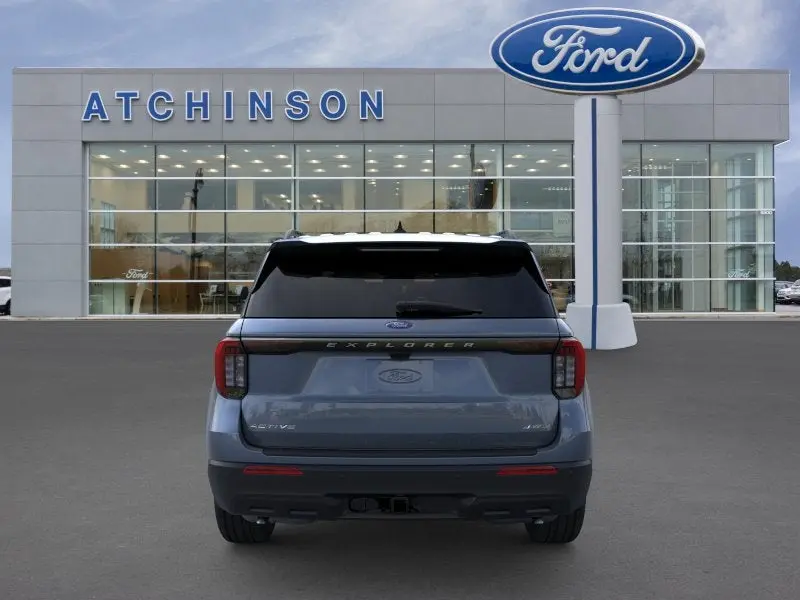 2026 Ford Explorer Active 4WD photo 5