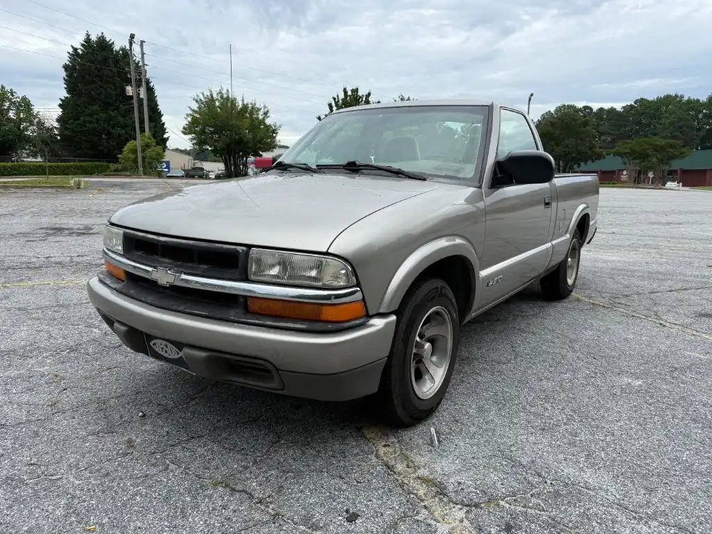 1999 Chevrolet S10 LS SWB's photo