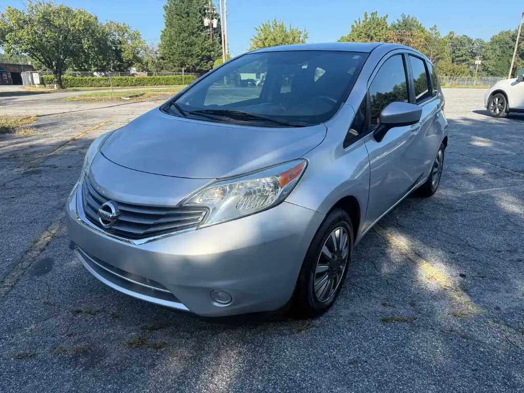 2016 Nissan Versa Note 1.6 SV CVT's photo