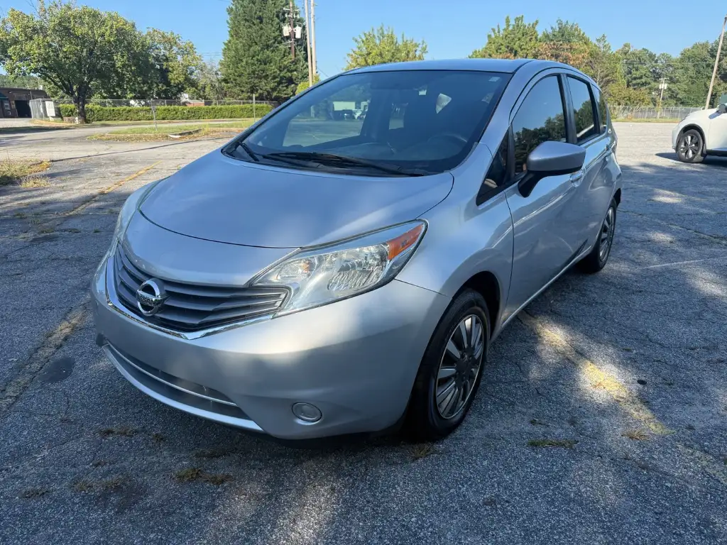 2016 Nissan Versa Note 1.6 SV CVT's photo