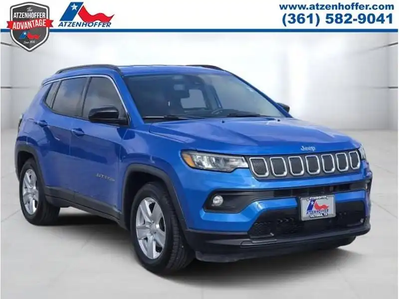 2022 Jeep Compass Latitude's photo