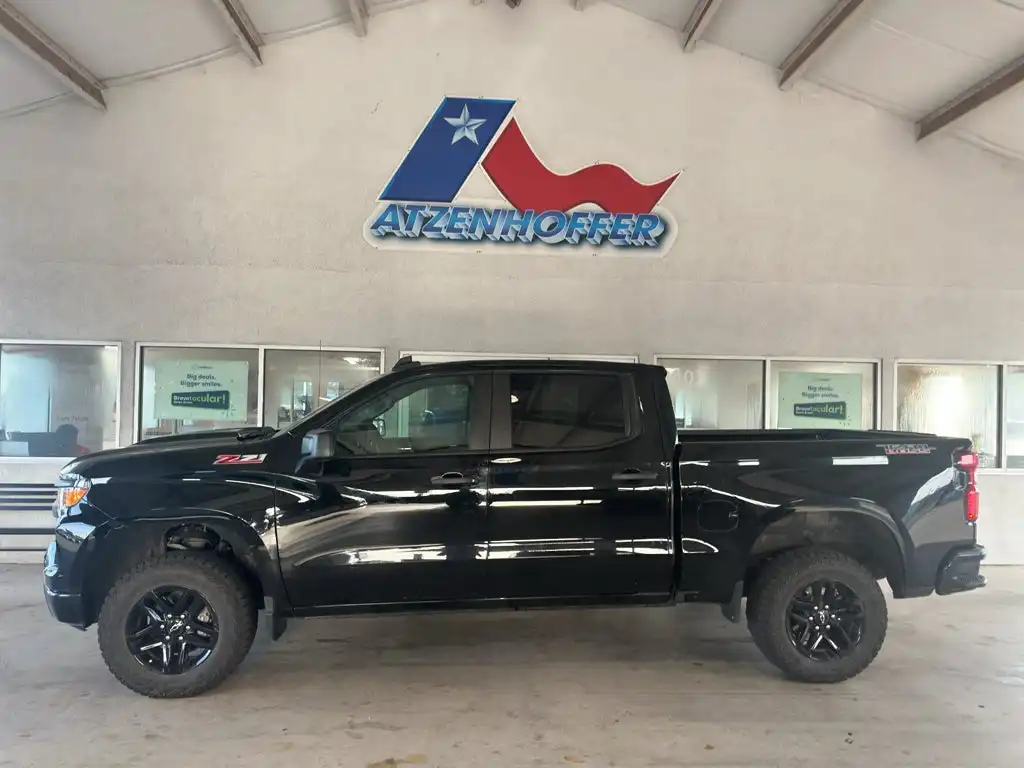 2024 Chevrolet Silverado 1500 Custom Trail Boss 4X4 Crew Cab Short Box's photo