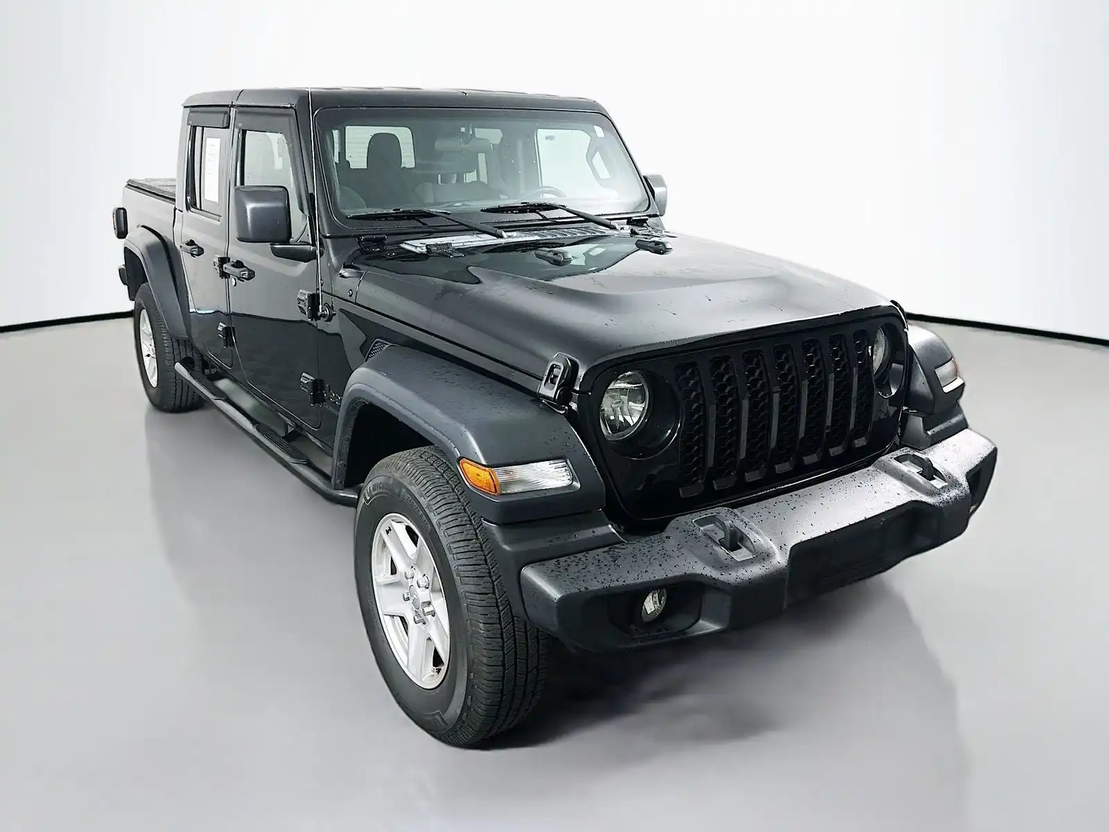 2020 Jeep Gladiator Sport S's photo