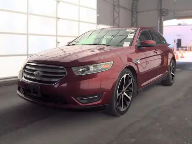 2015 Ford Taurus SEL FWD's photo