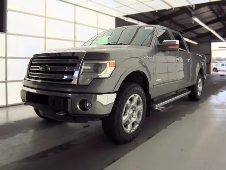 2014 Ford F-150 Lariat 4WD SuperCrew 145 in's photo