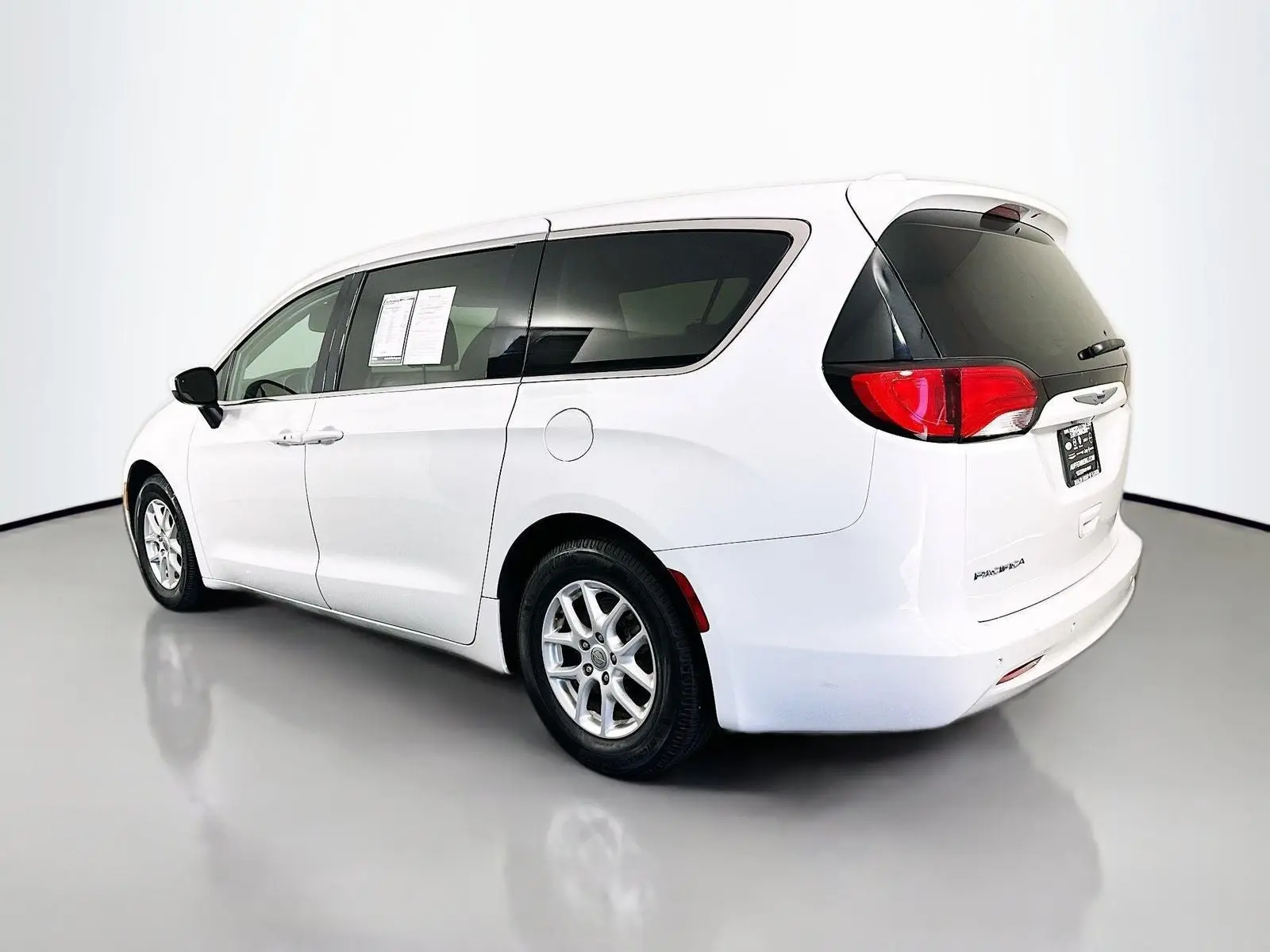 2018 Chrysler Pacifica LX photo 5