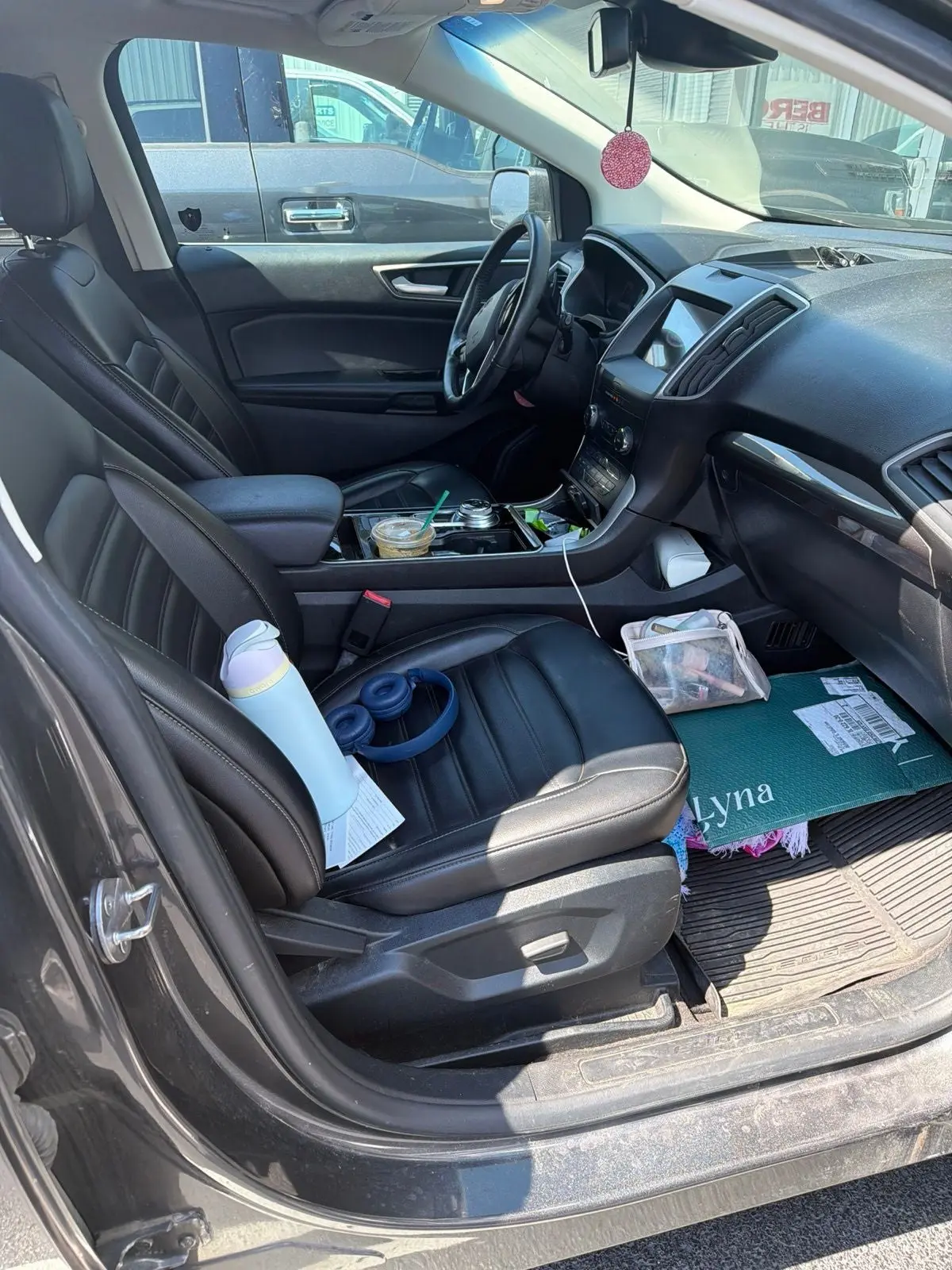 2020 Ford Edge SEL AWD photo 4