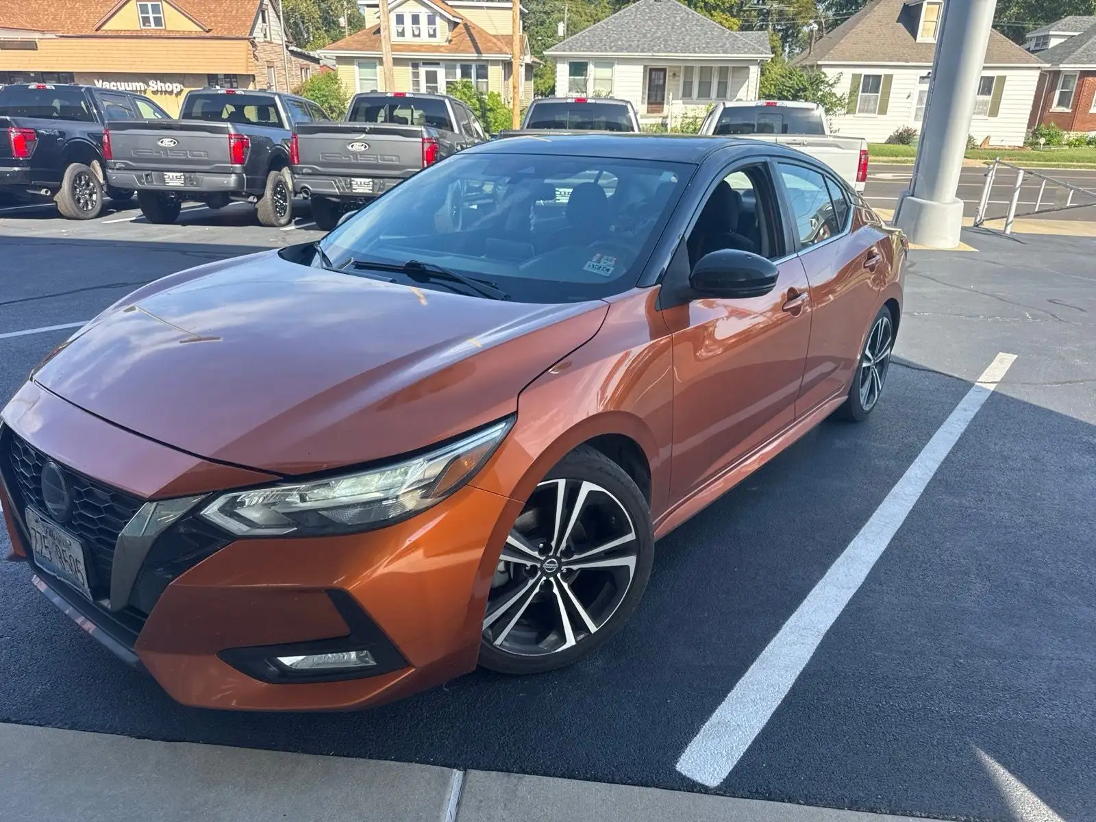 2020 Nissan Sentra SR CVT's photo