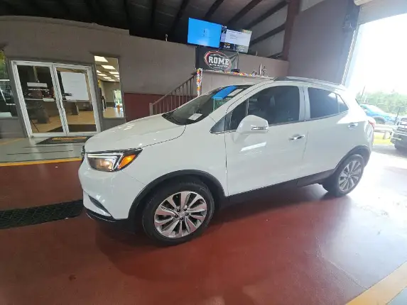 2019 Buick Encore Preferred photo 1