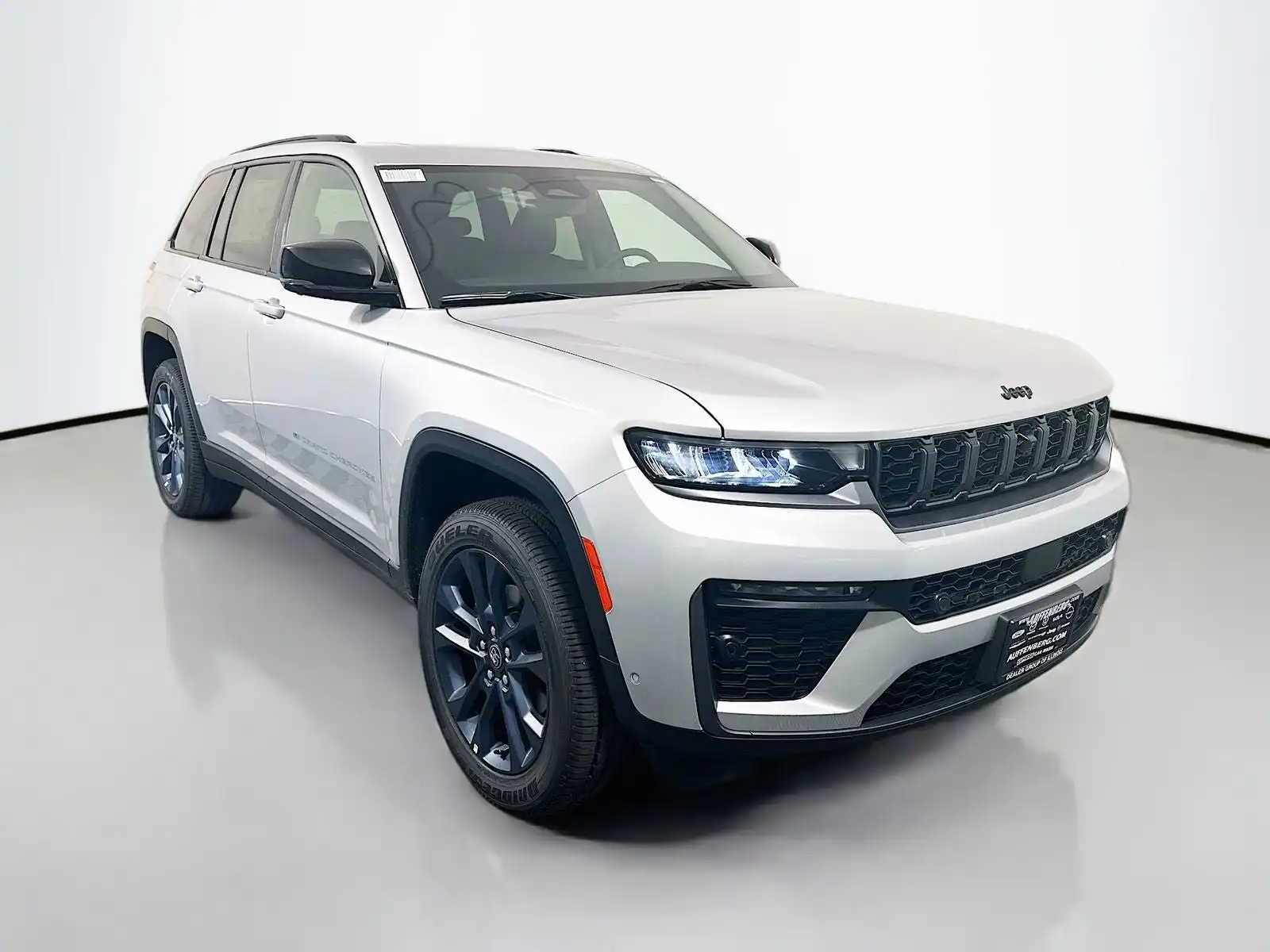 2026 Jeep Grand Cherokee 85th Anniversary Edition's photo