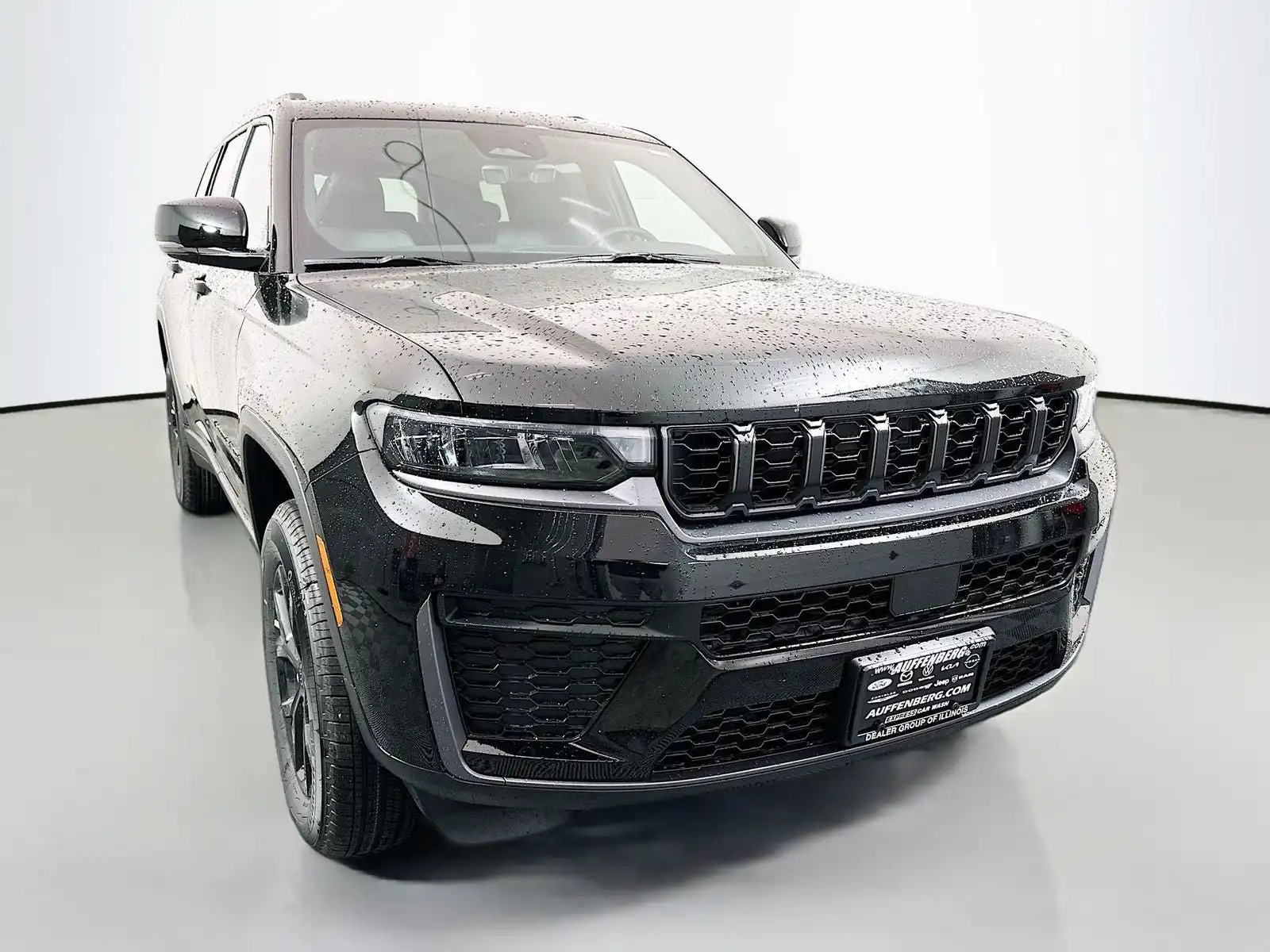 2026 Jeep Grand Cherokee L Laredo Altitude 4x4's photo