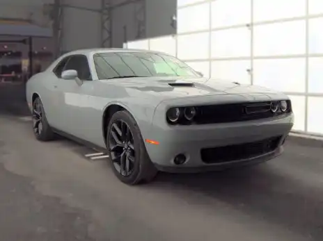 2022 Dodge Challenger SXT Auto's photo
