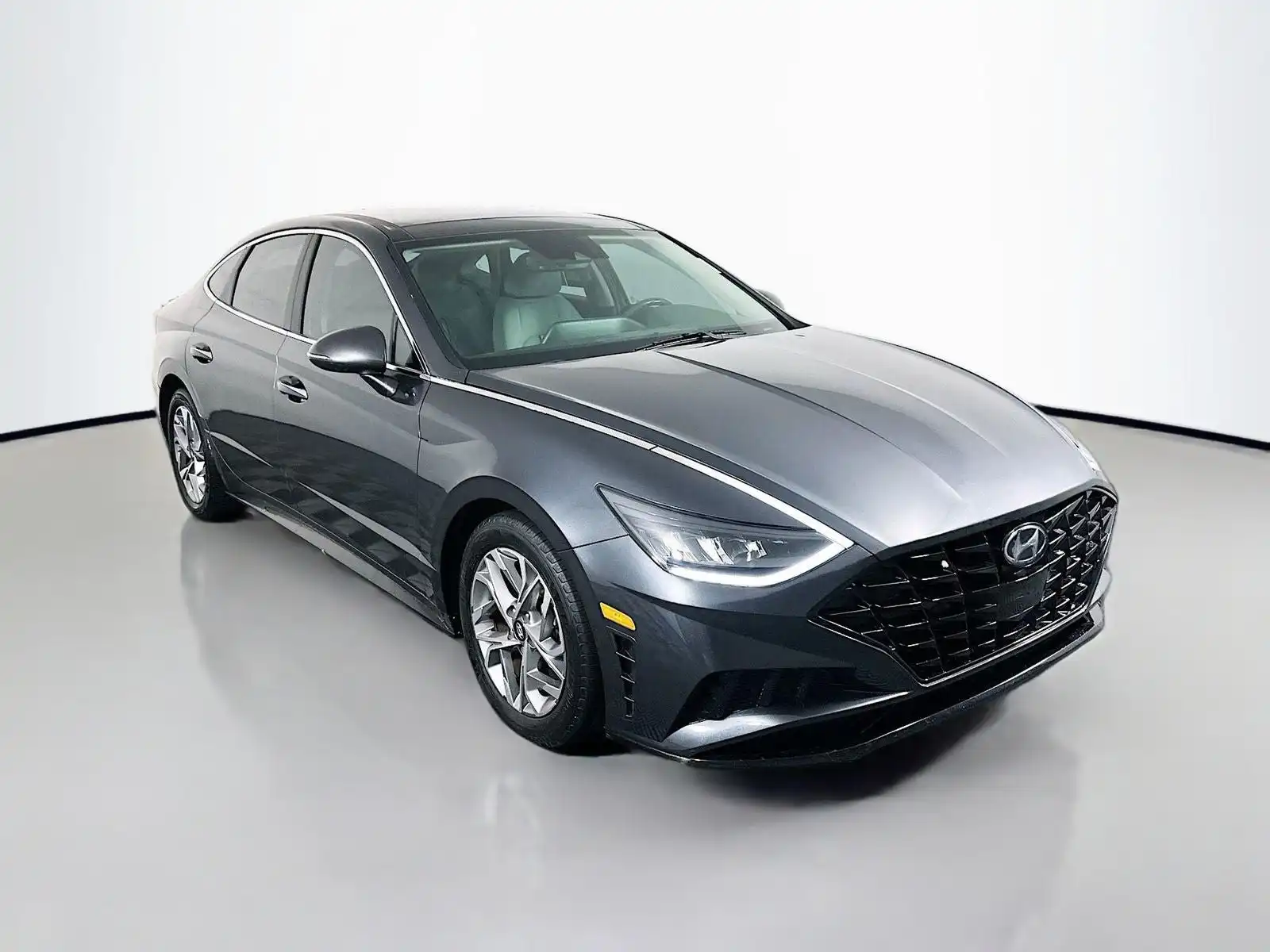 2021 Hyundai Sonata SEL's photo