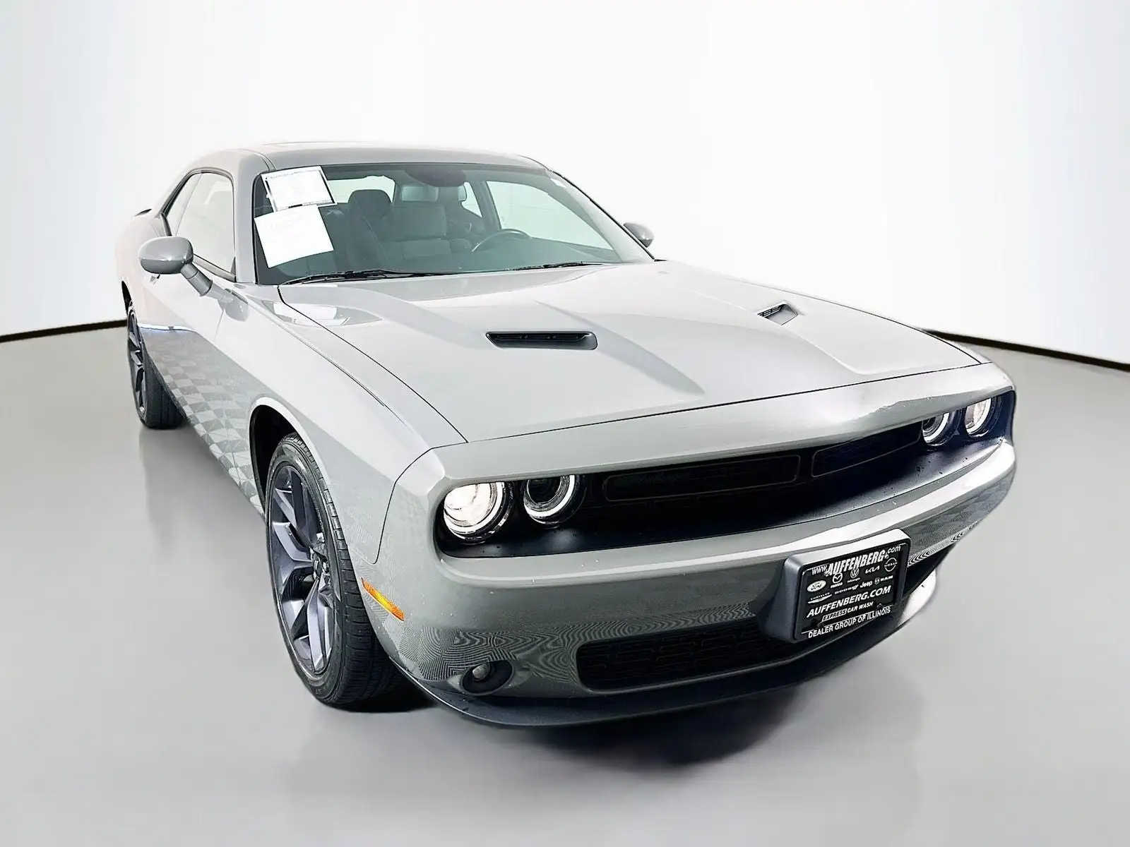 2023 Dodge Challenger SXT Auto photo 1