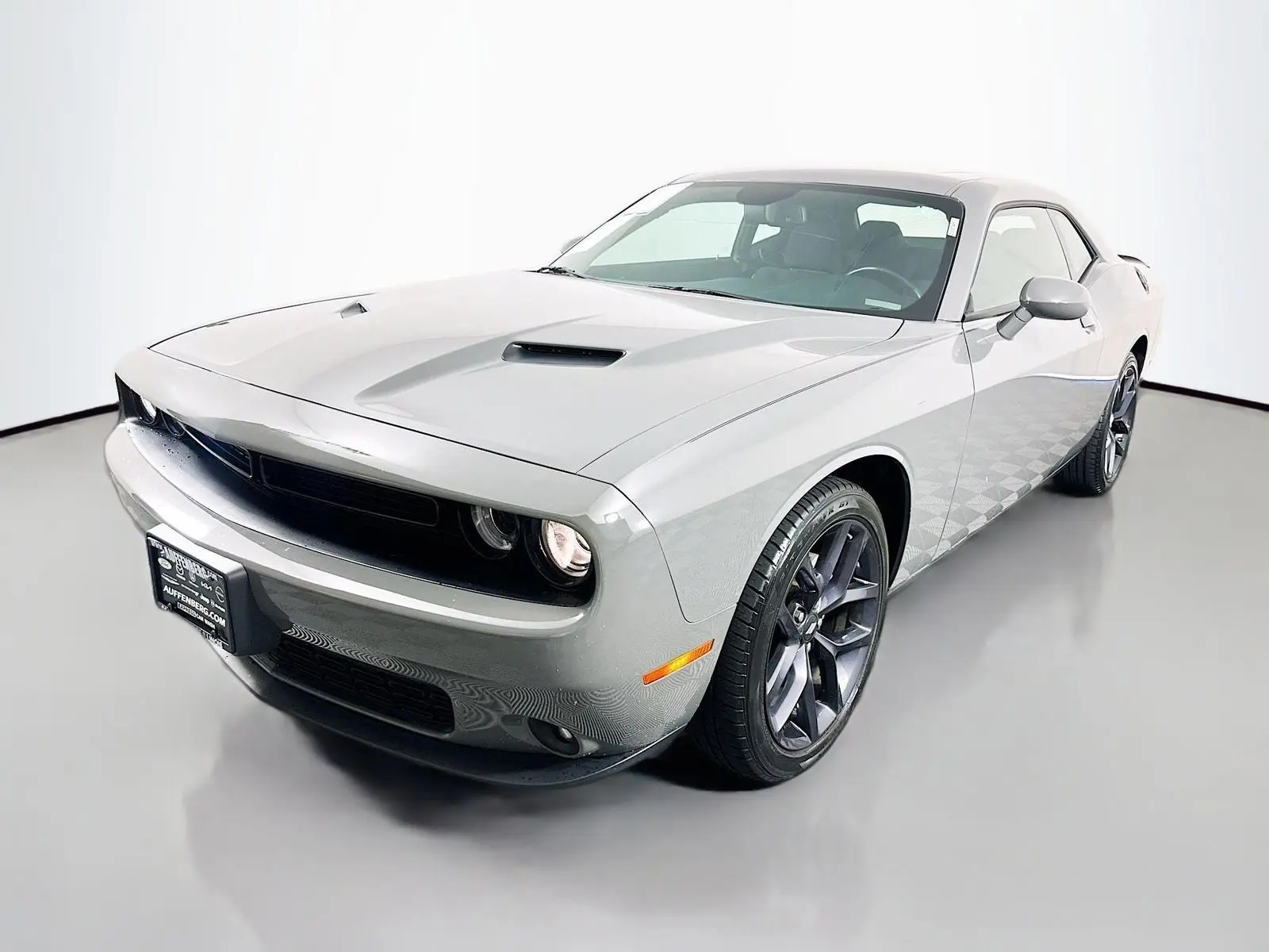 2023 Dodge Challenger SXT Auto photo 3