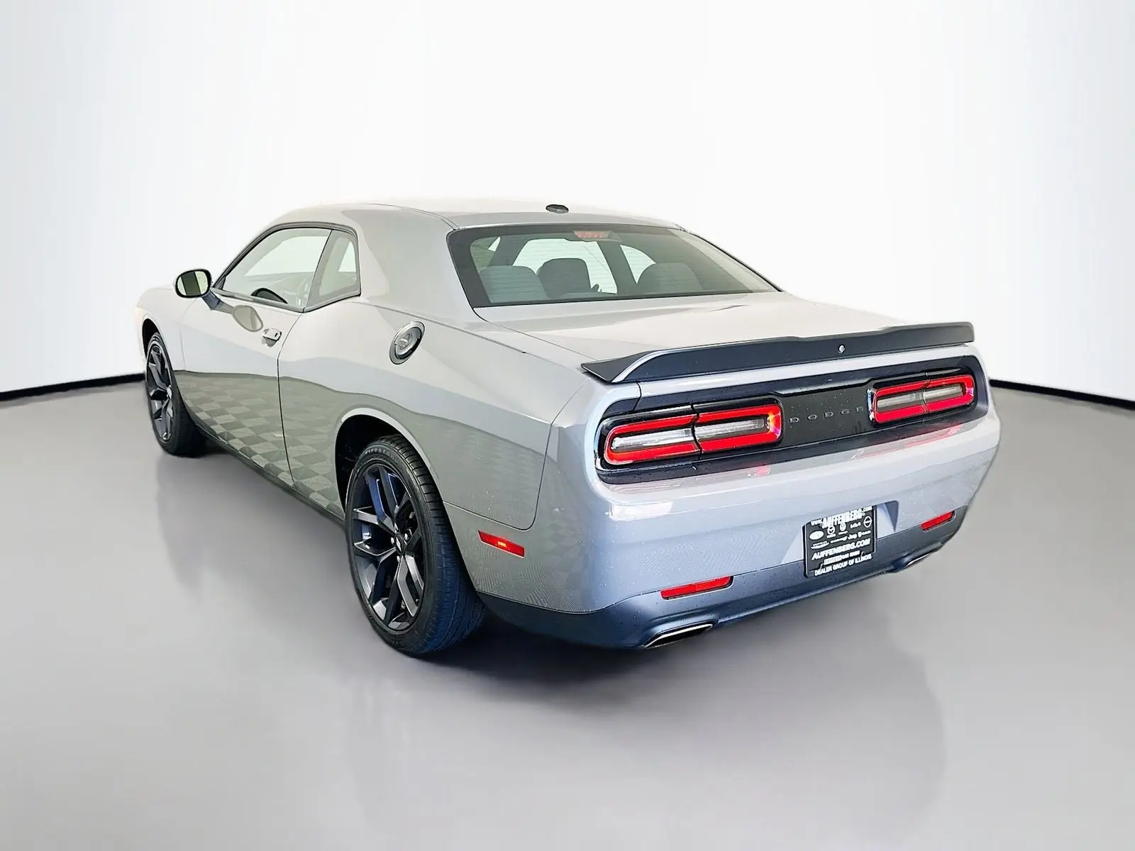 2023 Dodge Challenger SXT Auto photo 5