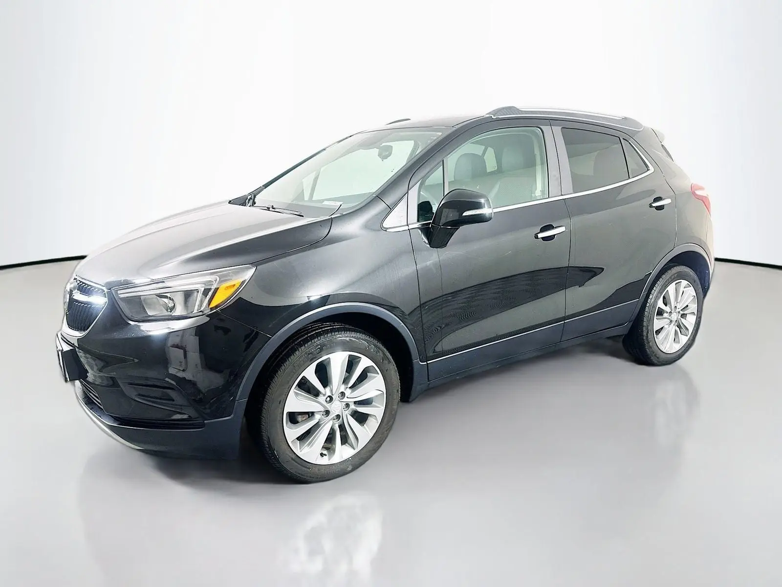 2017 Buick Encore Preferred photo 3