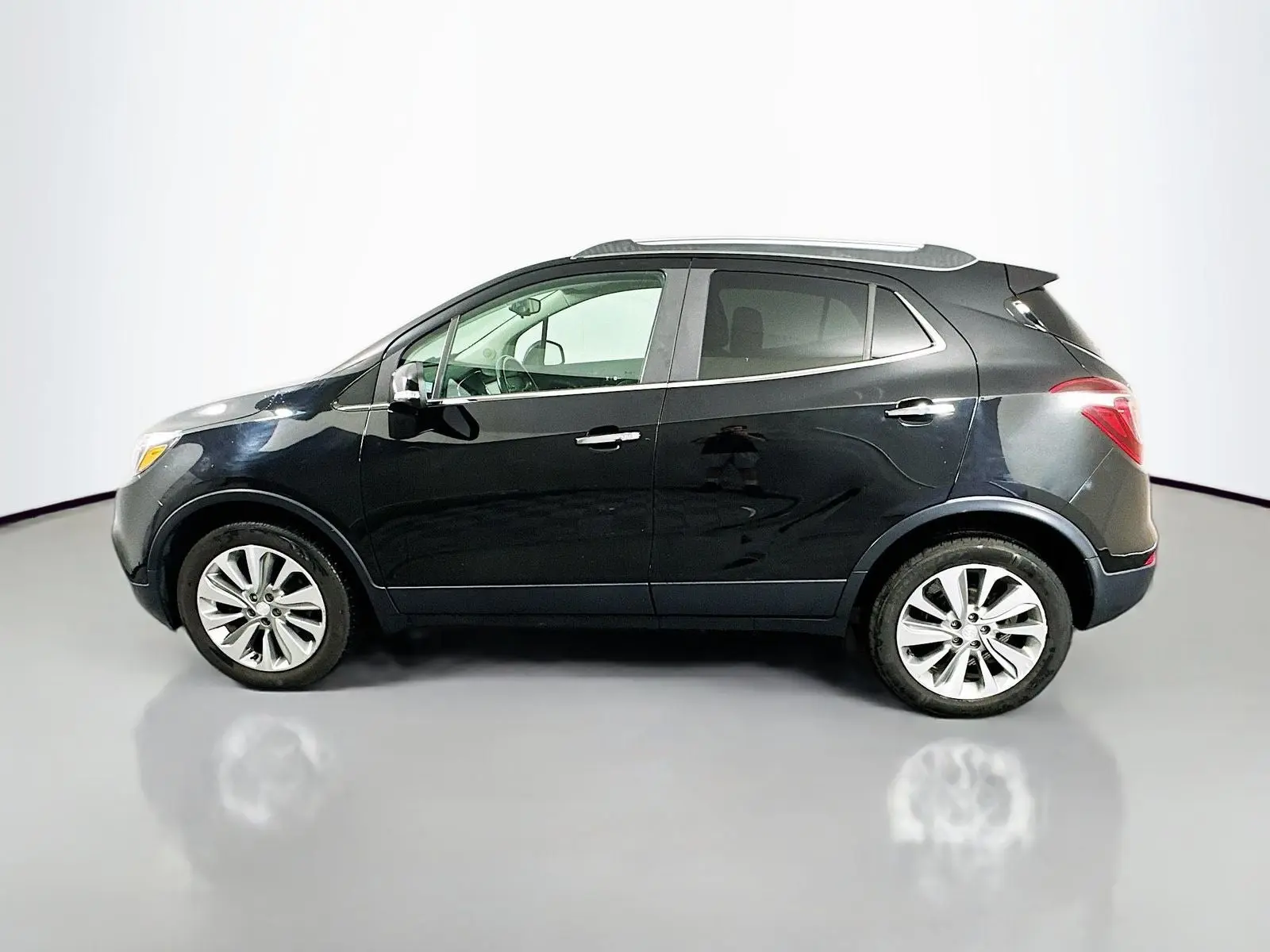 2017 Buick Encore Preferred photo 4