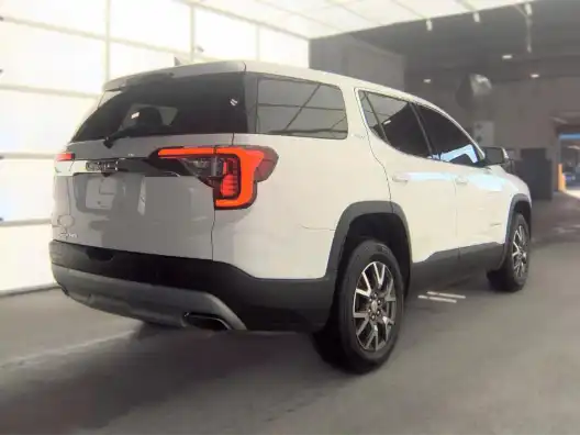 2022 GMC Acadia SLE FWD's photo