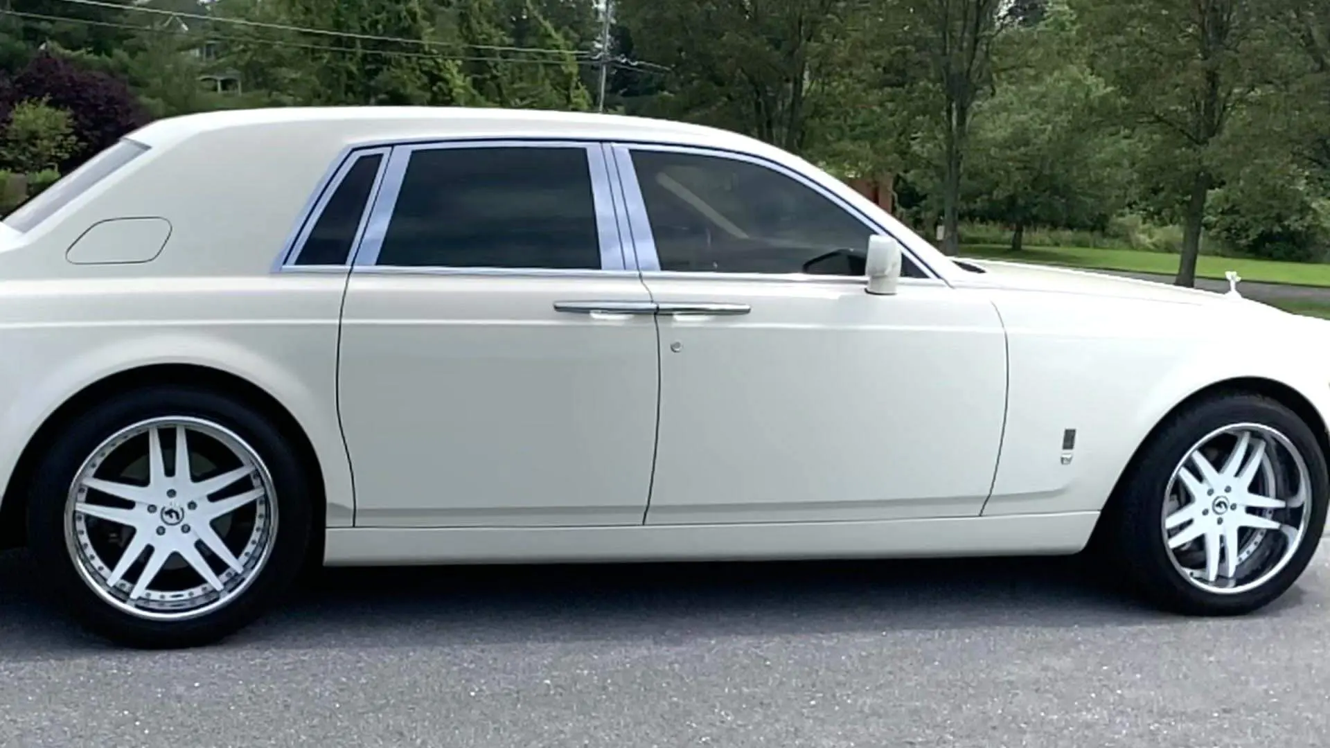 2005 Rolls-Royce Phantom Base photo 5