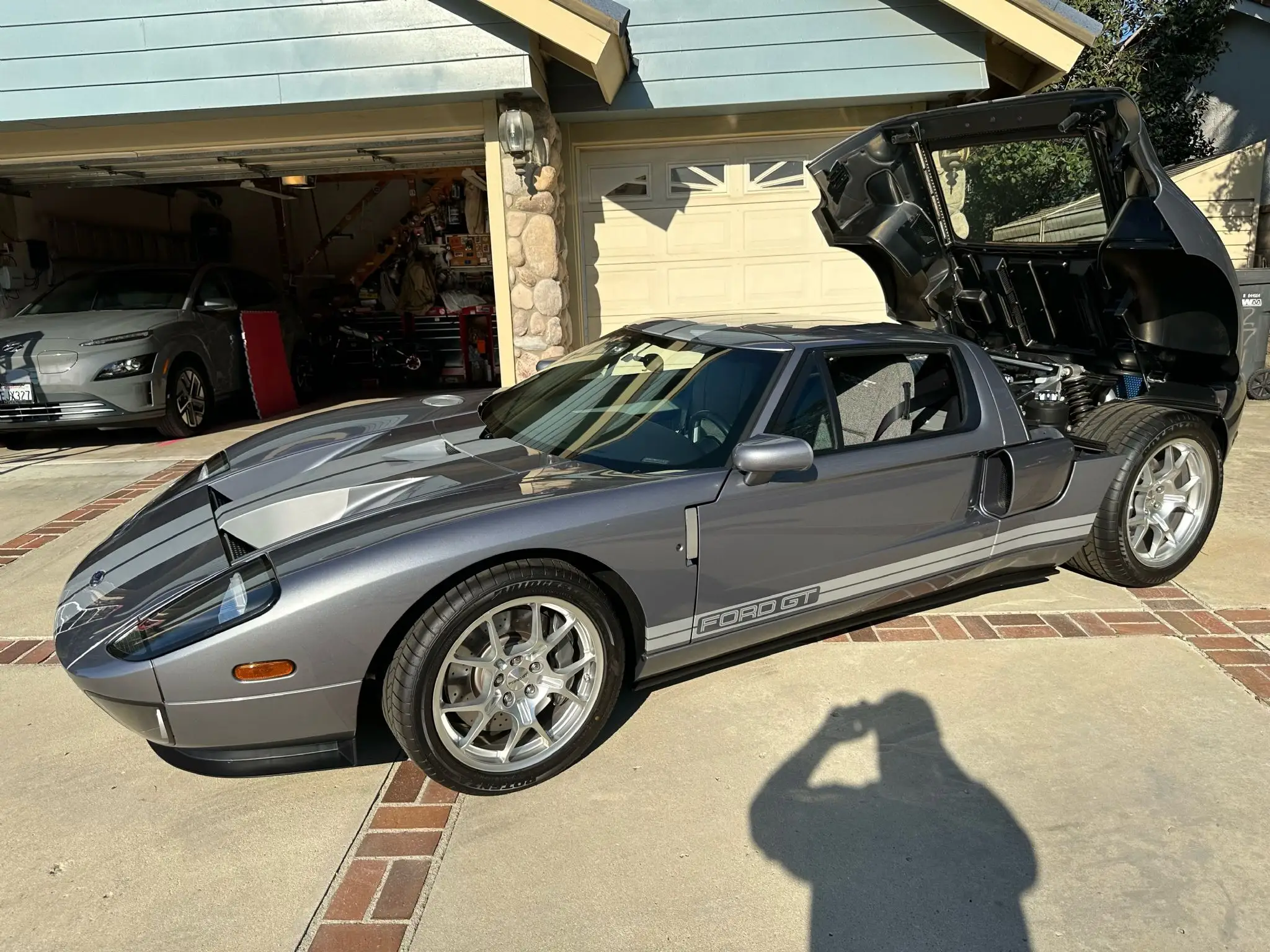 2006 Ford GT Base photo 1