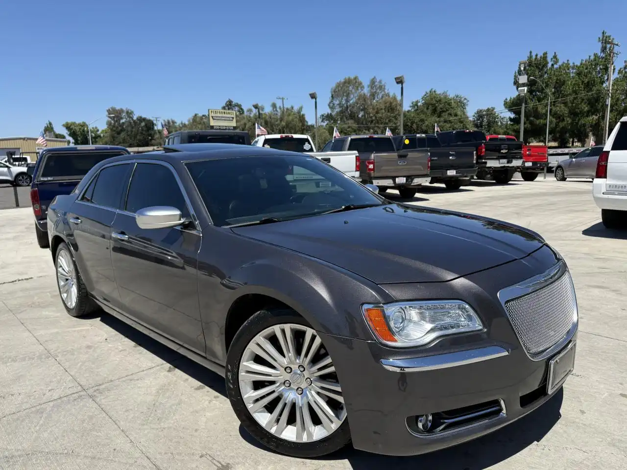 2014 Chrysler 300 C Varvatos Collection's photo