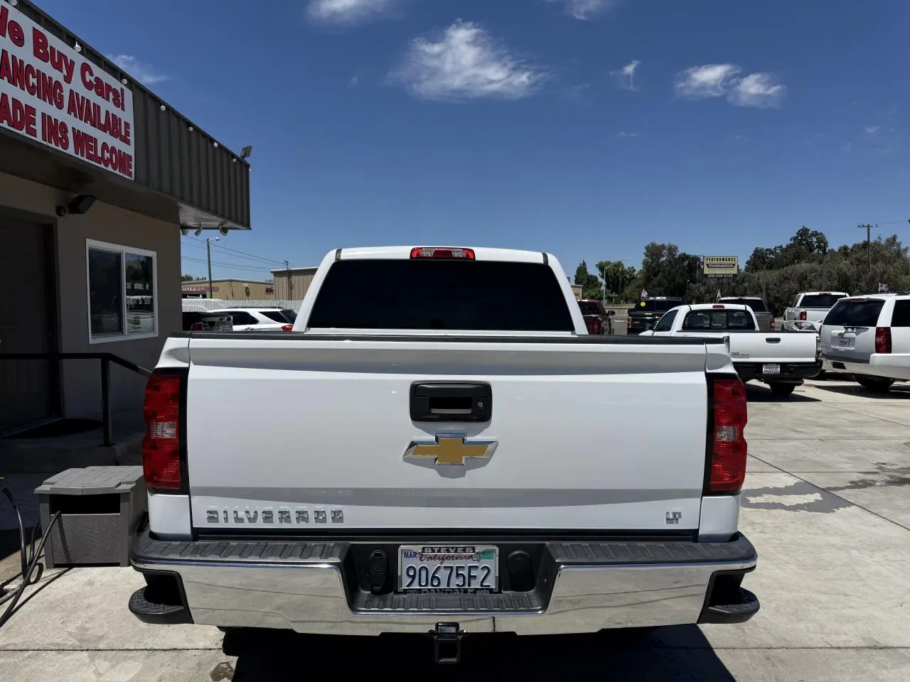 2018 Chevrolet Silverado 1500 LT Crew Cab Short Box photo 4