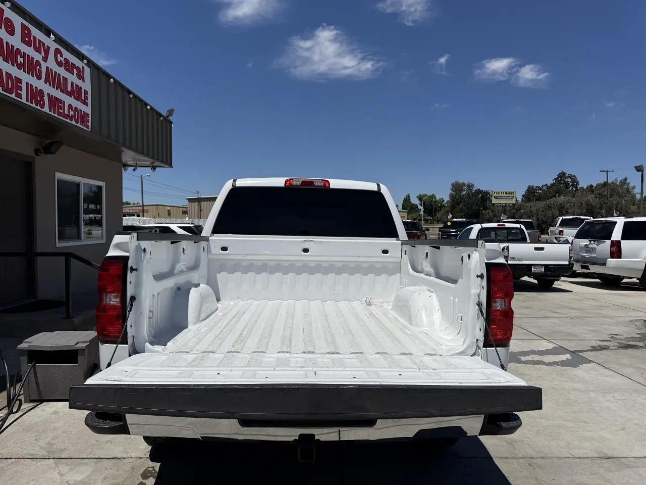 2018 Chevrolet Silverado 1500 LT Crew Cab Short Box photo 5