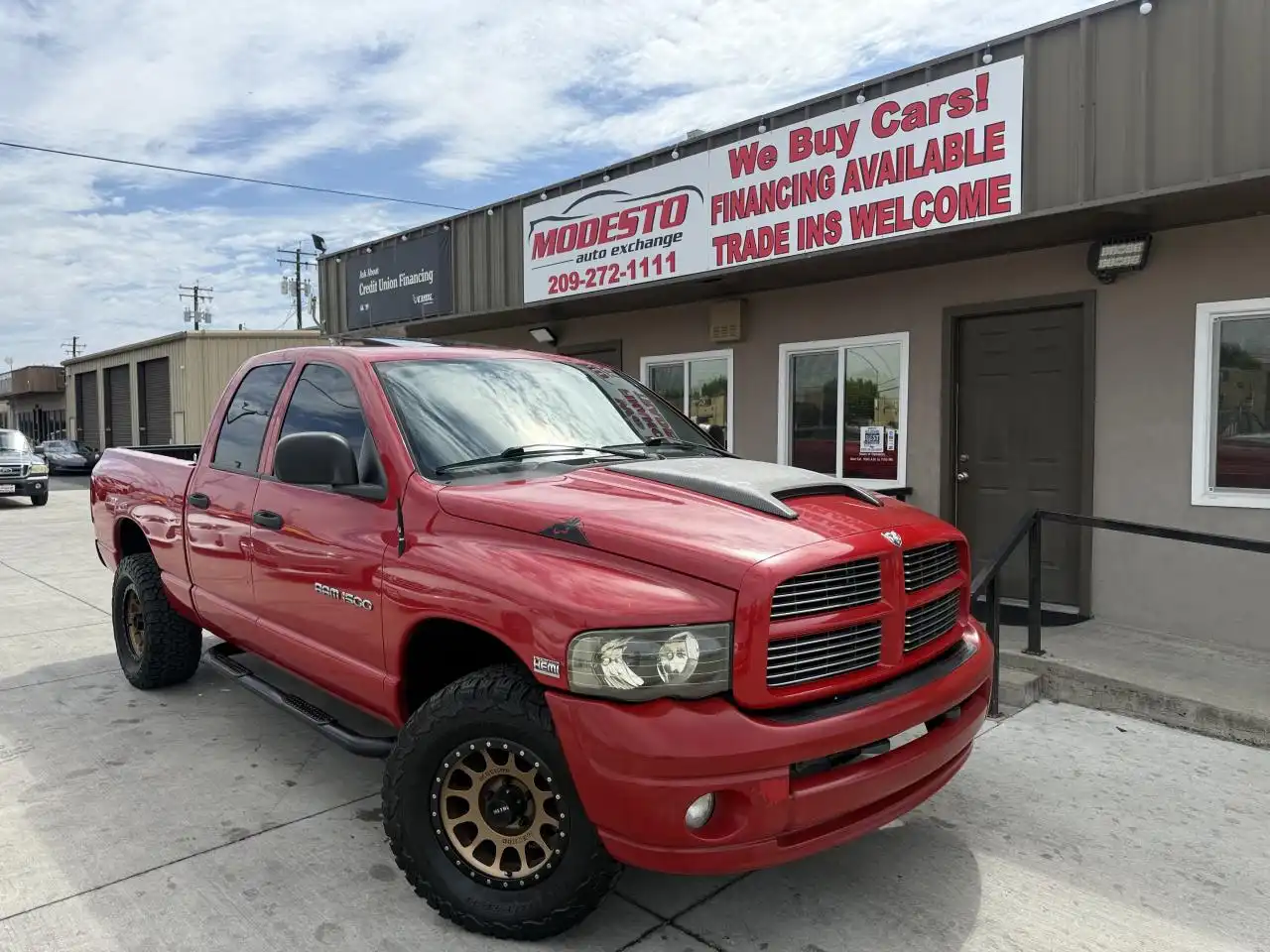 2005 Dodge Ram 1500 Laramie Quad Cab SWB's photo