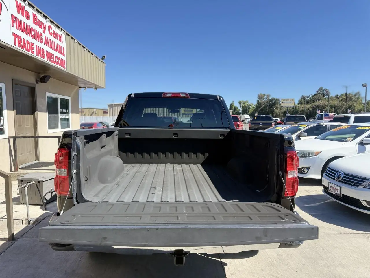 2015 GMC Sierra 4WD Crew Cab SLT SWB photo 5