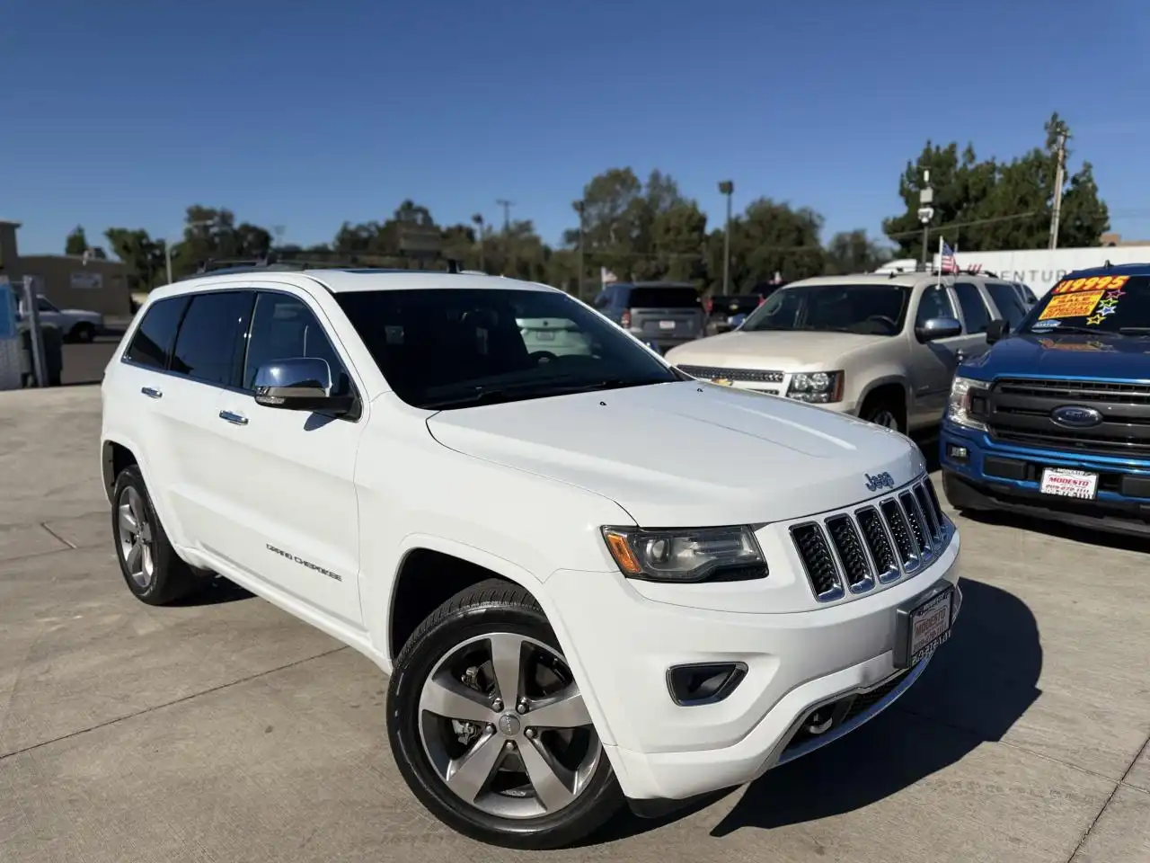 2014 Jeep Grand Cherokee Overland 4WD's photo
