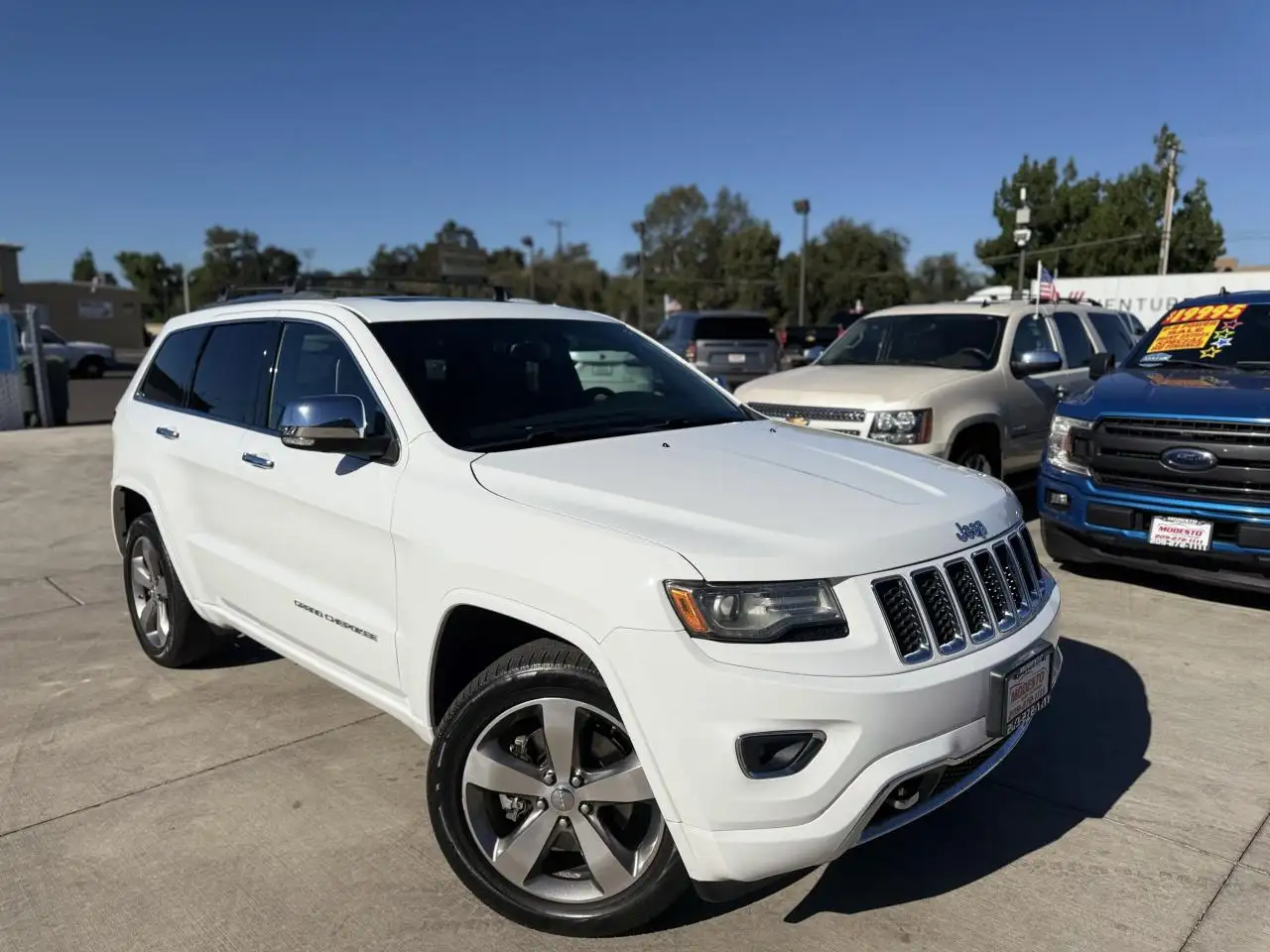 2014 Jeep Grand Cherokee Overland 4WD's photo