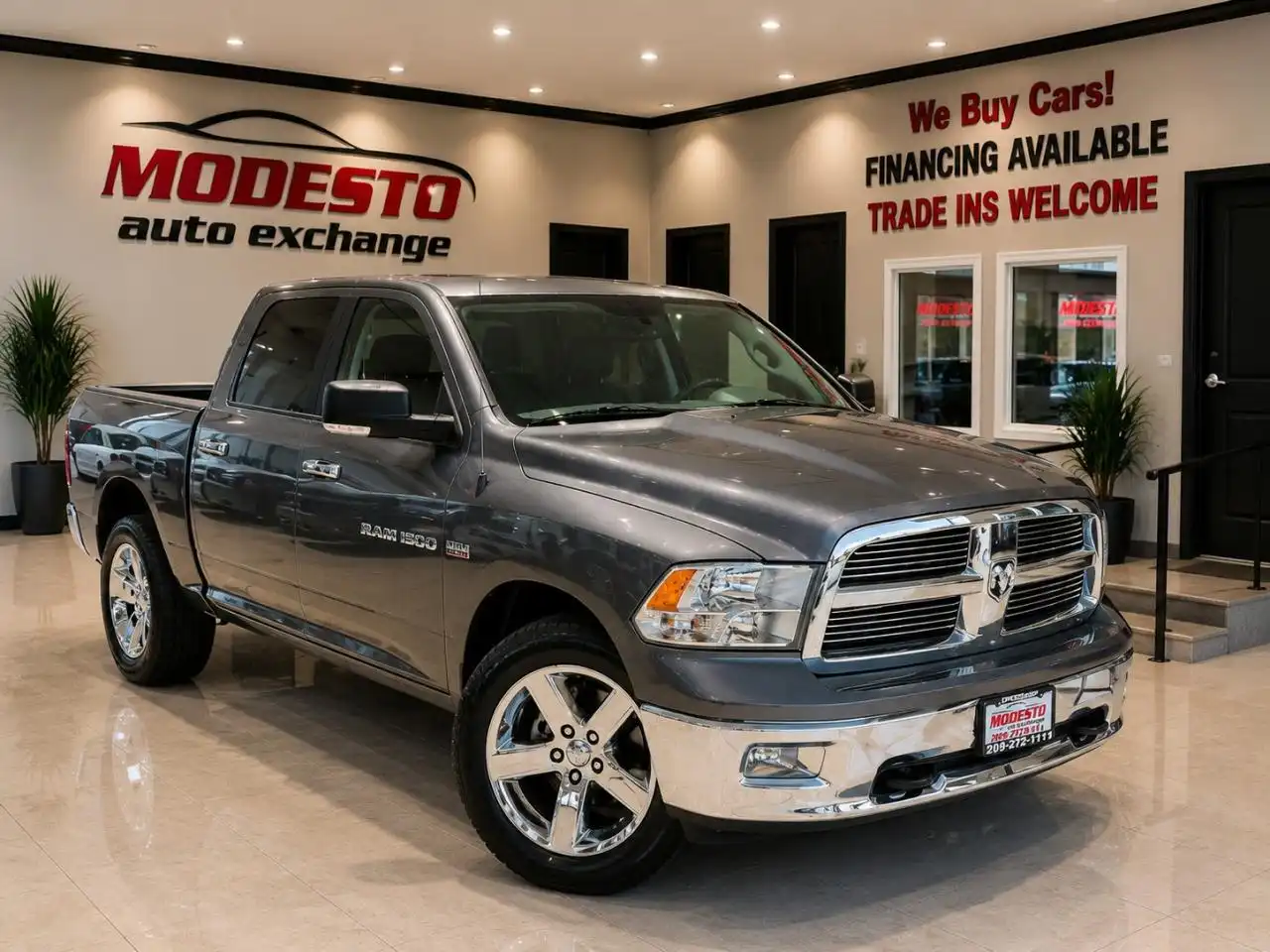 2012 RAM 1500 SLT 4WD Crew Cab's photo