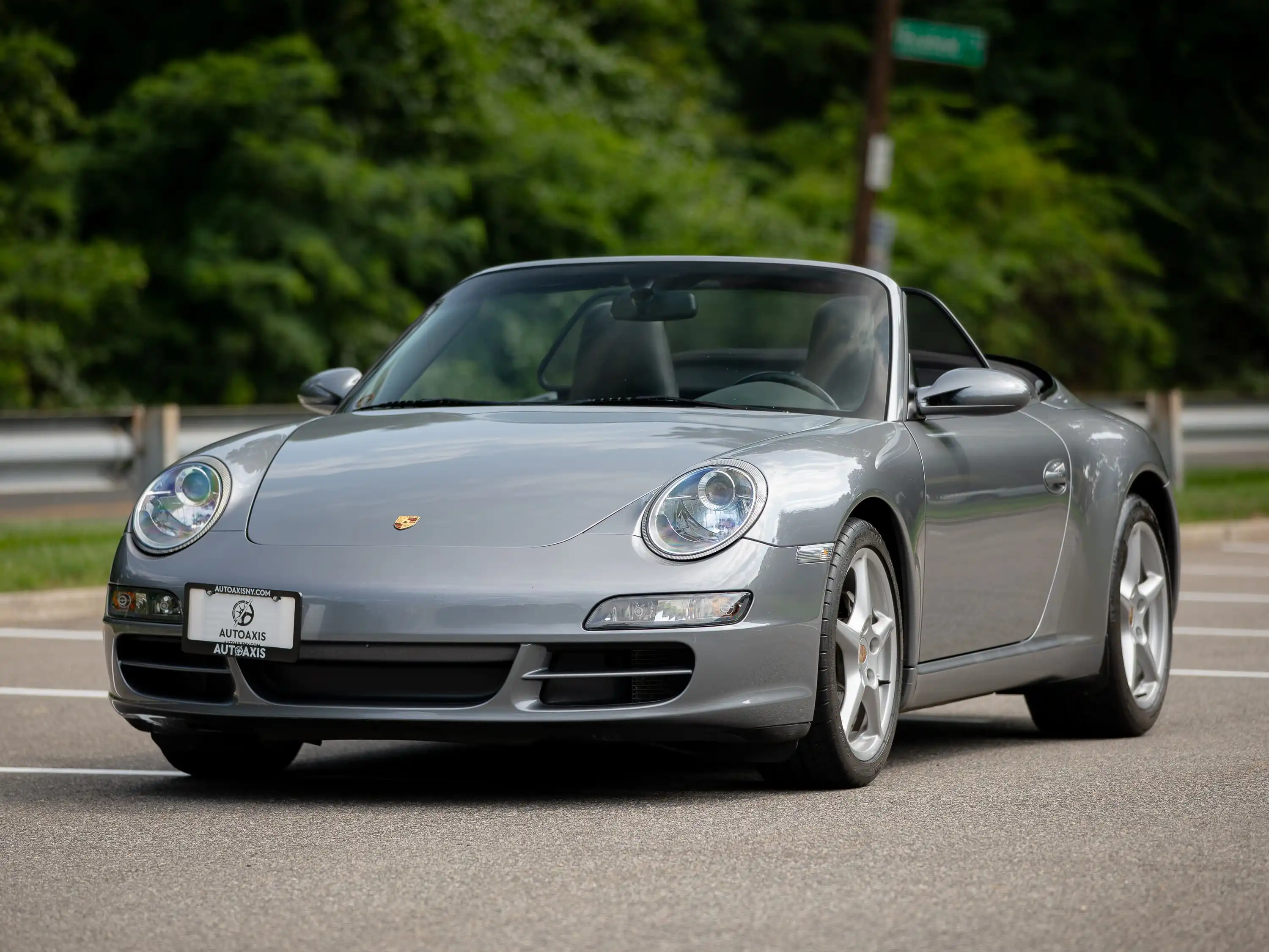2006 Porsche 911 Carrera Cabriolet's photo